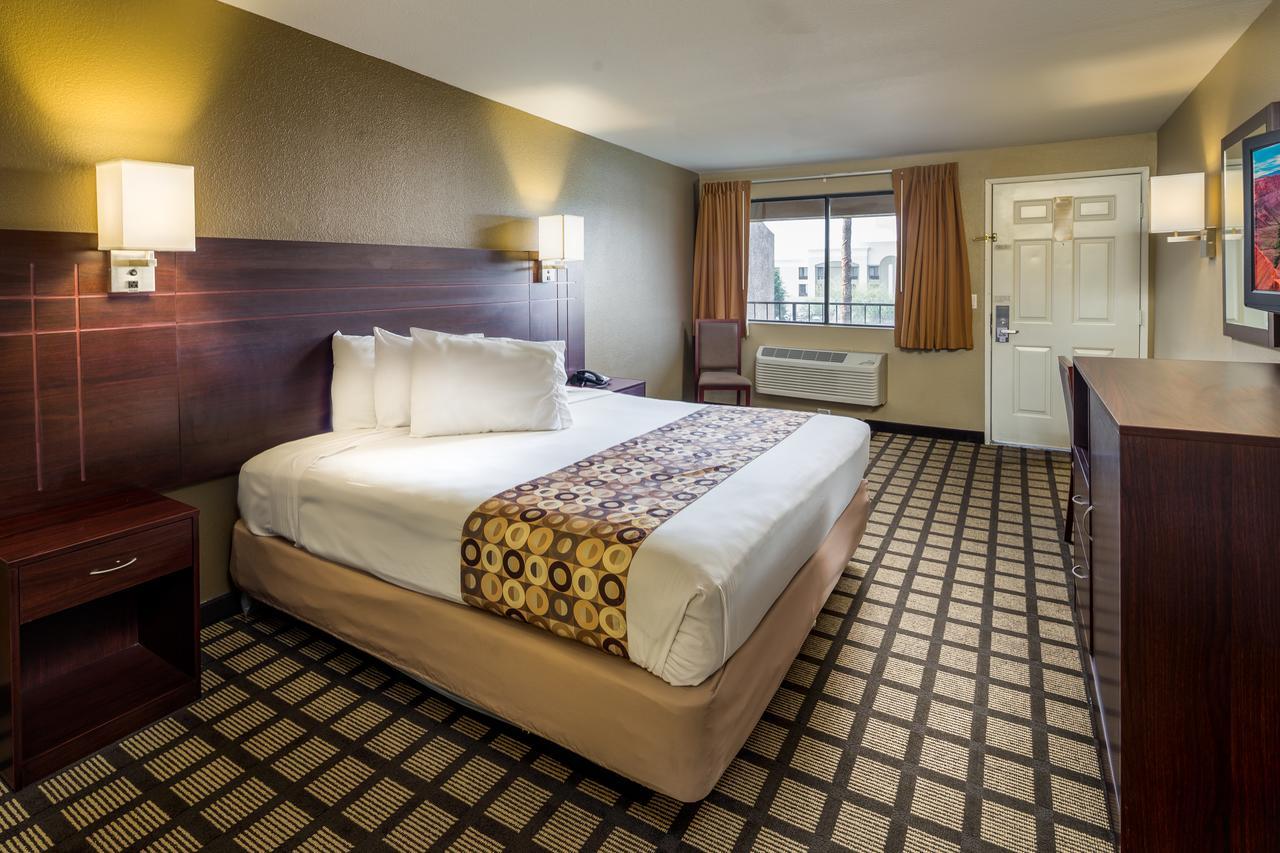 Travelers Inn - Phoenix Exteriér fotografie
