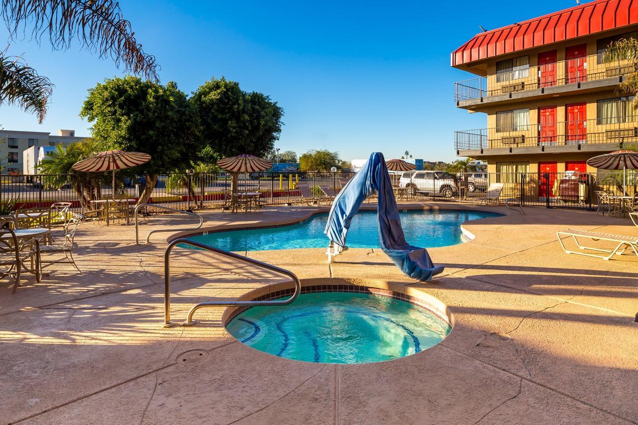 Travelers Inn - Phoenix Exteriér fotografie