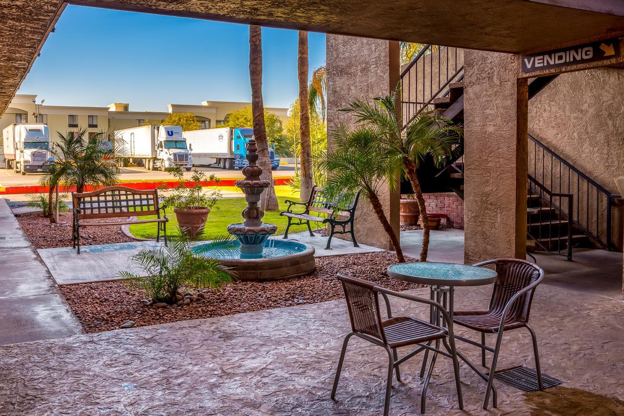 Travelers Inn - Phoenix Exteriér fotografie